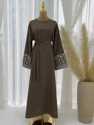 Floral Embroidery closed Linen Abaya