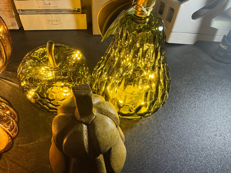 GREEN LED APPLE LAMP