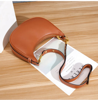 Retro_Leather_Underarm_Moon_Bag_in_black_and_brown14
