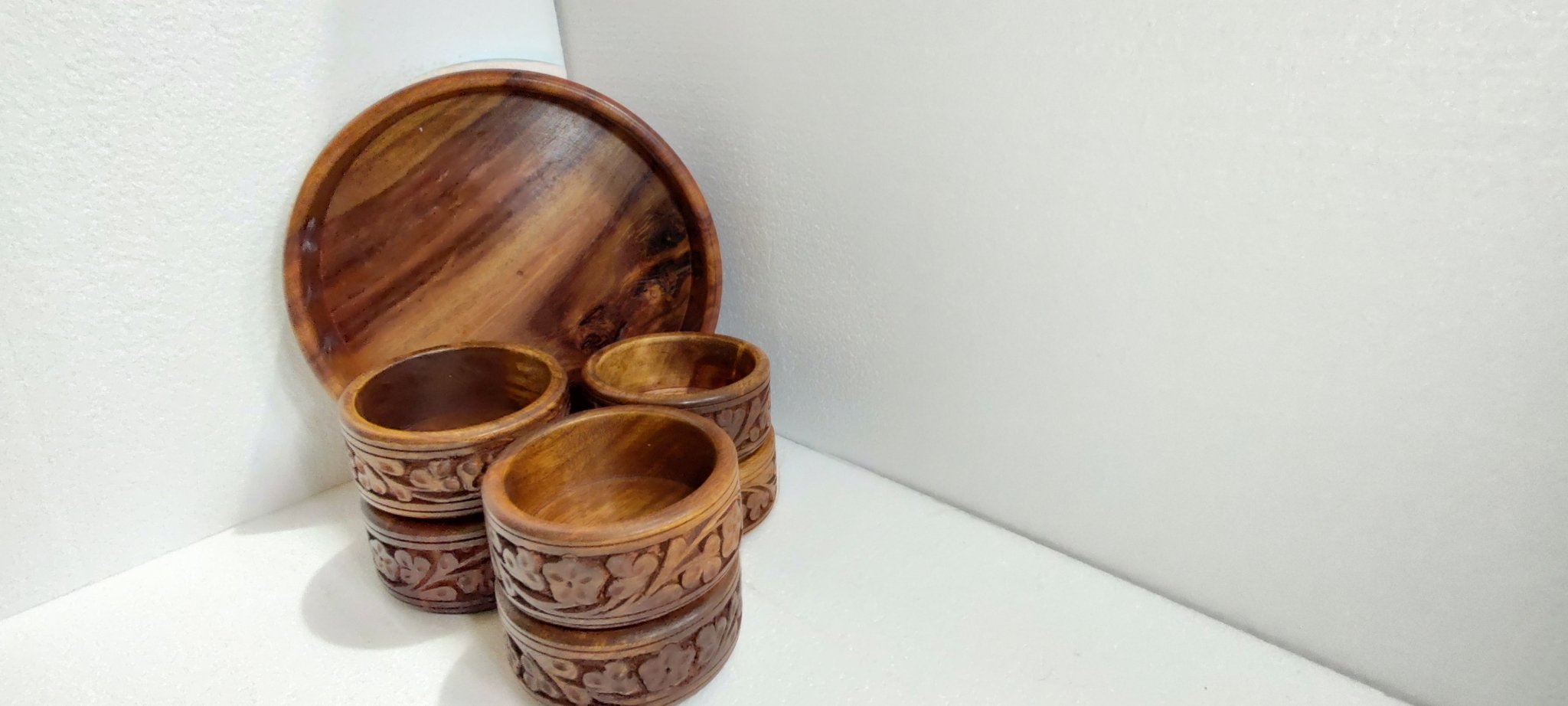 Hand crafted sasswood 6 bowels set dessert tray