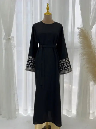 Floral Embroidery closed Linen Abaya