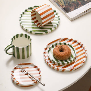 Medieval black striped cup and saucer and plate set - Hstrends