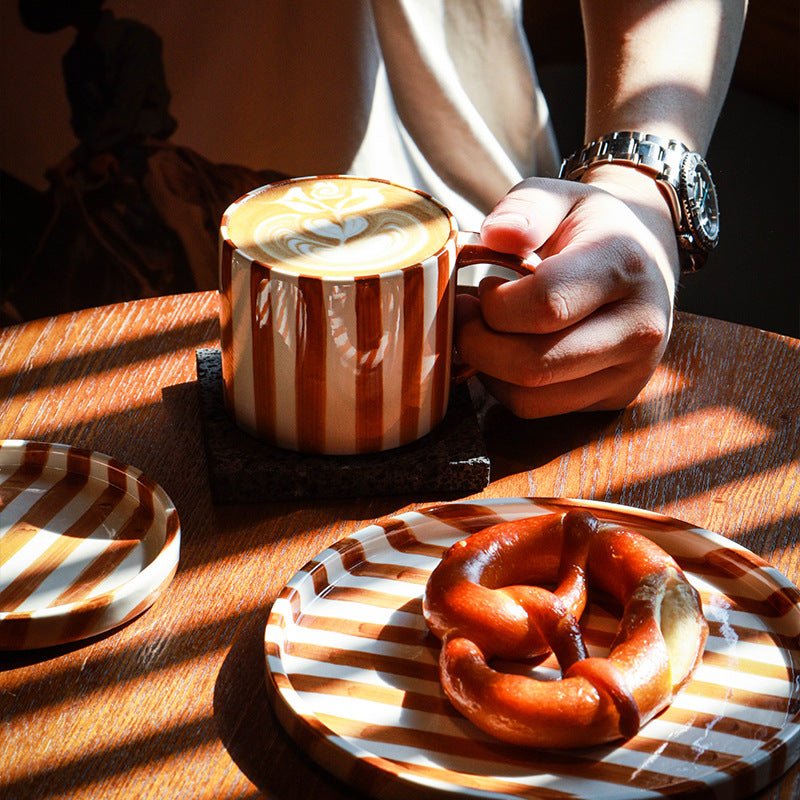 Medieval black striped cup and saucer and plate set - Hstrends