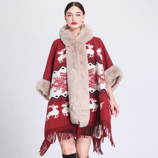 Chic Cashmere-Trimmed Plaid Inverness with Luxe Fur Collar