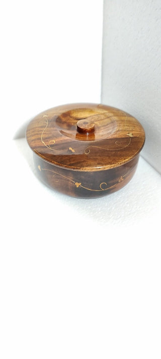 Sasswood Hand crafted table coaster with brass work - Hstrends