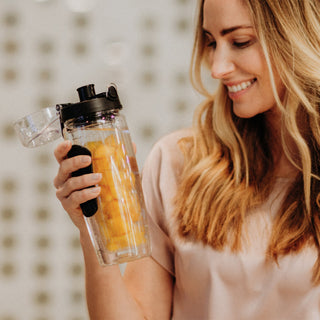 VITALITY Infuser Bottle - water bottle - tracker bottle 900ml - Hstrends