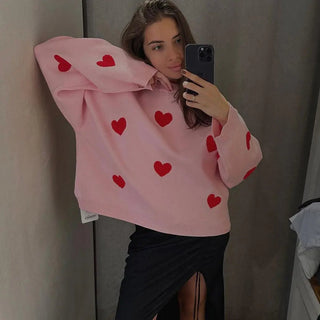 Women Cute Heart - Shaped Round Neck Sweater - Hstrends