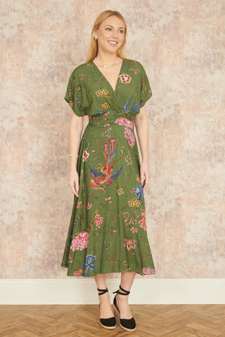 Yumi Green Bird and Floral Print Ruched Waist Kimono Midi Dress - Hstrends