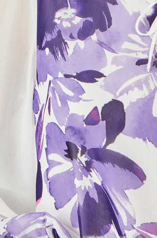 Yumi White Floral Placement Tunic With Keyhole Neckline - Hstrends