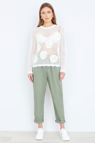 Yumi White Flower Crochet Jumper - Hstrends